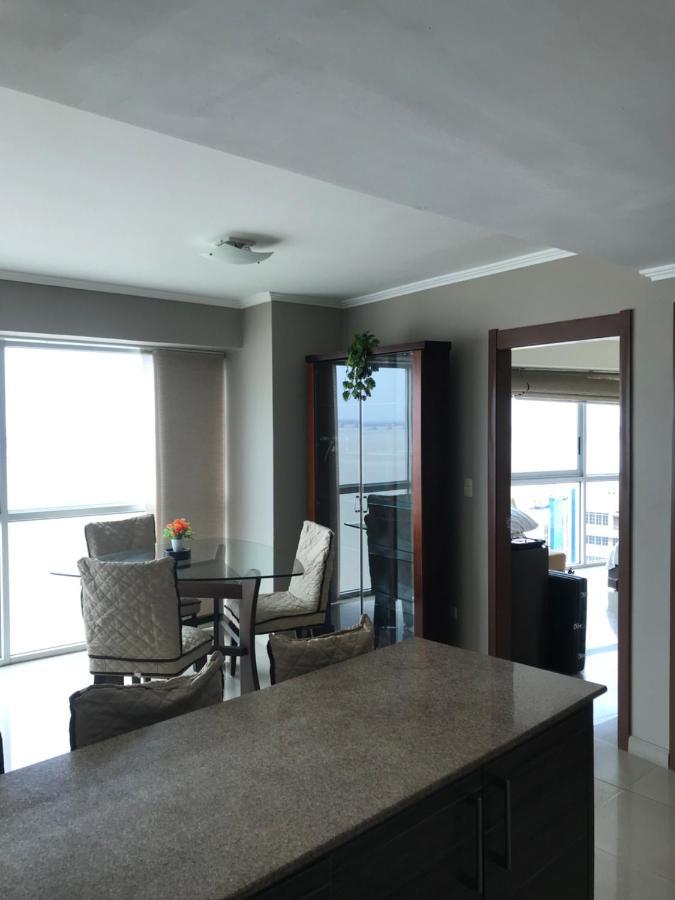 Suites Emporium Guayaquil Exterior foto